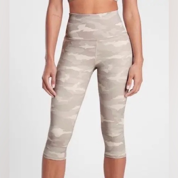 Athleta Pants - Athleta Elation Camo Crop in Grey Winter
